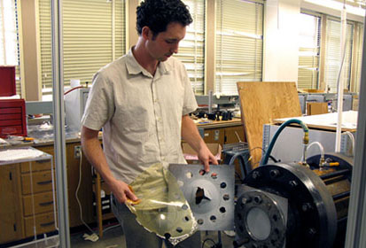 Aaron Albrecht in lab