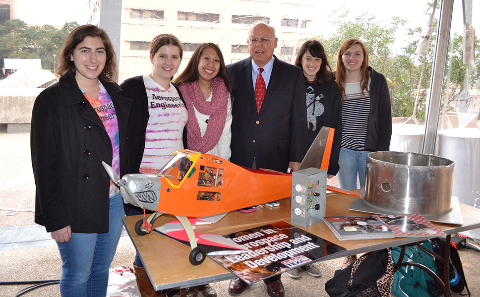 John Heideman and WIALD students photo