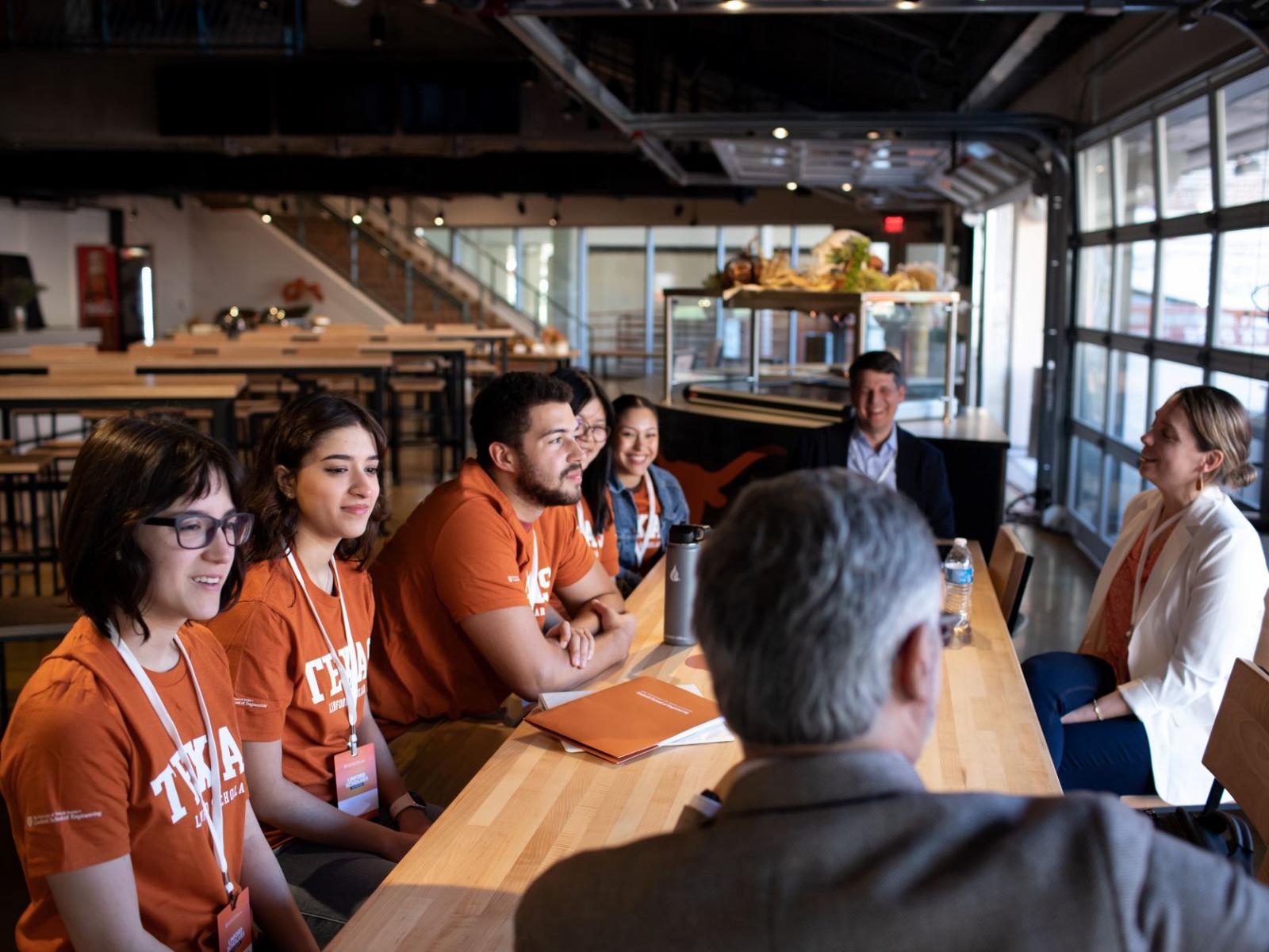 photo of Linford scholars talking with donors