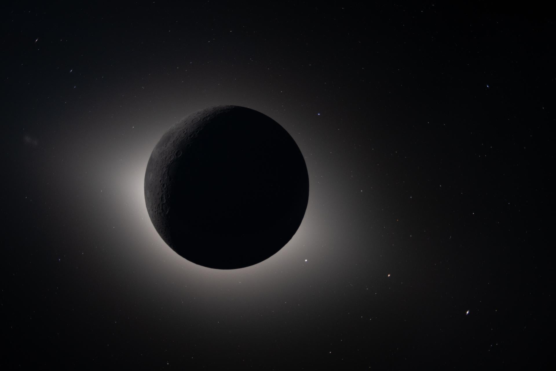 Moon fully eclipsing the Sun